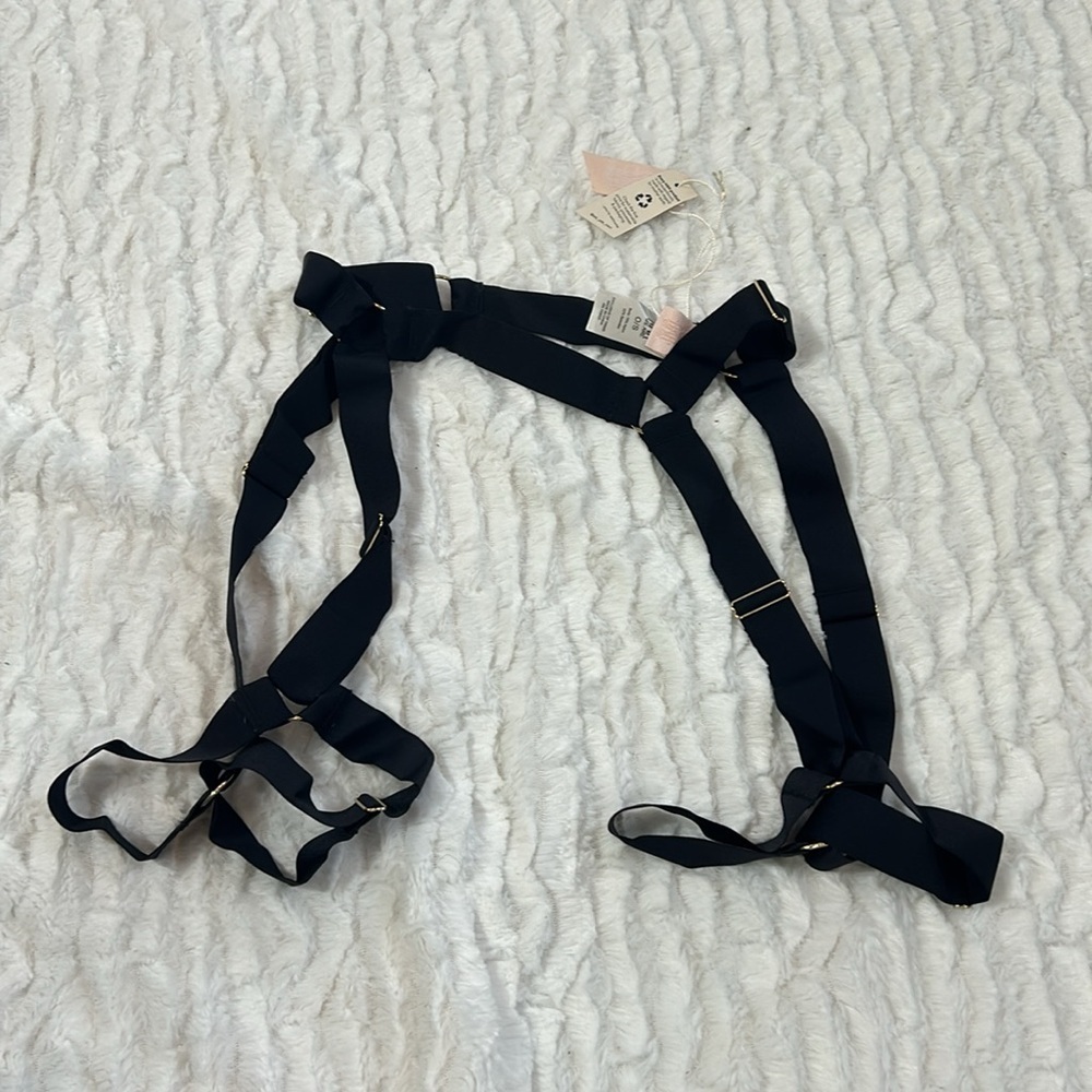 HAH WOMEN INTIMATES + LOUNGE
HOSIERY STRUNG OUT GARTER NOIR black one size new